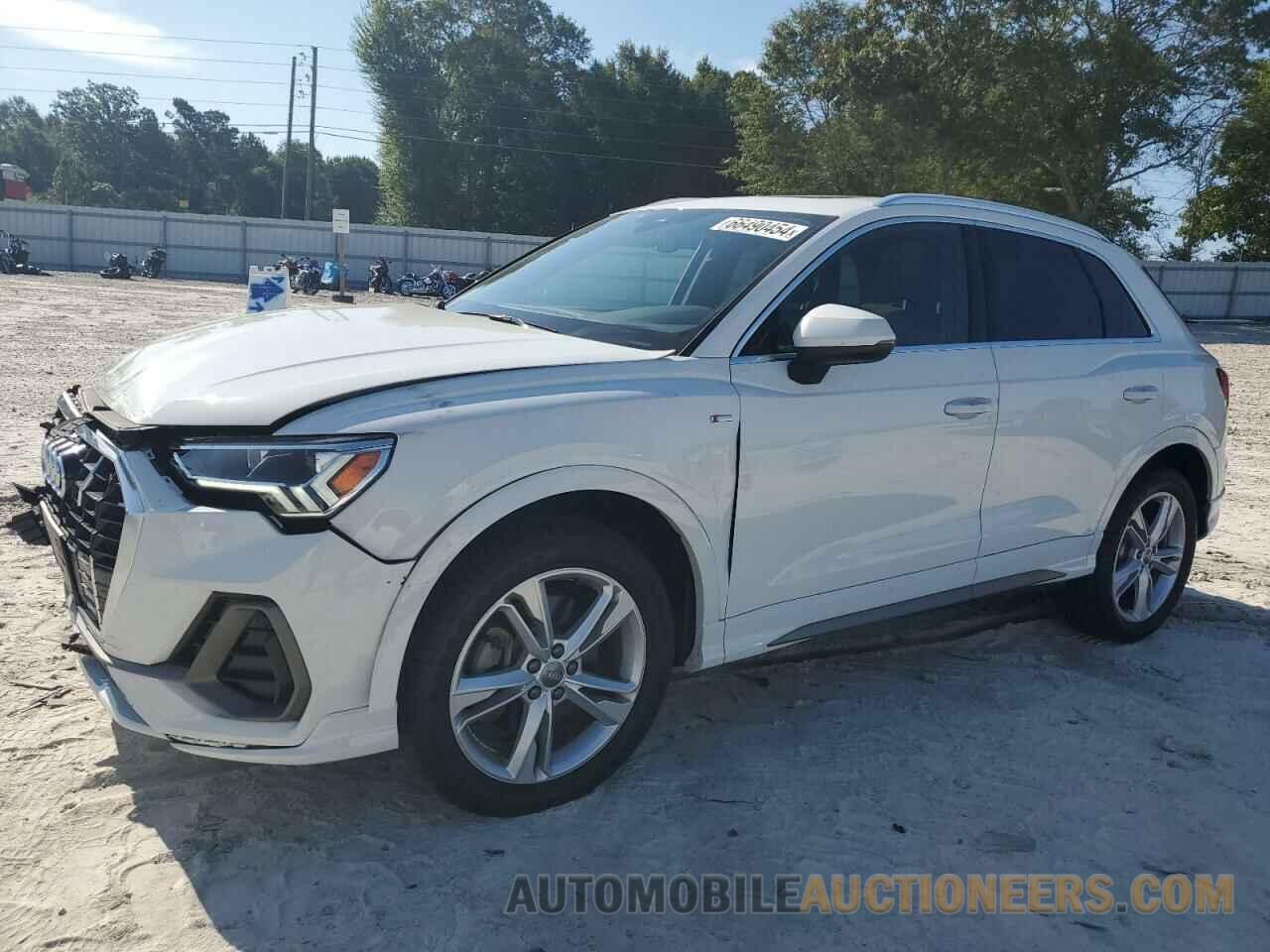 WA1EECF35K1074712 AUDI Q3 2019