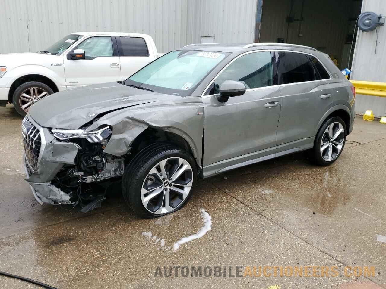 WA1EECF35M1042944 AUDI Q3 2021