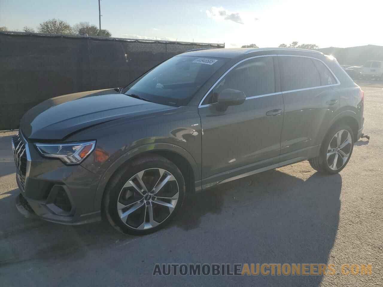 WA1EECF36K1085069 AUDI Q3 2019