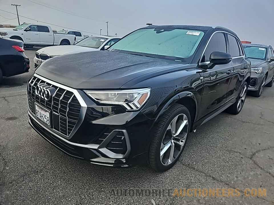 WA1EECF36M1012111 Audi Q3 2021