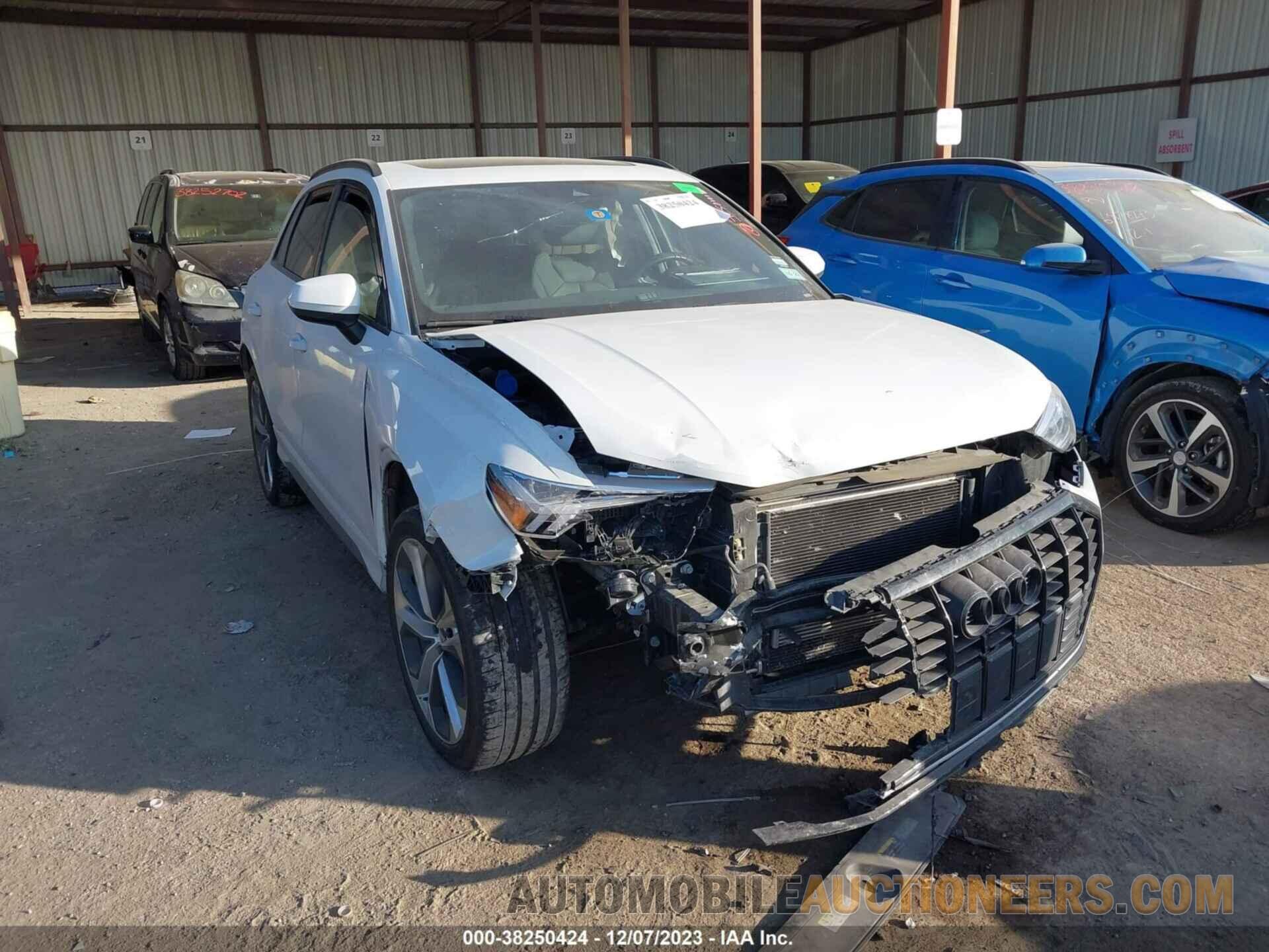 WA1EECF36M1120843 AUDI Q3 2021