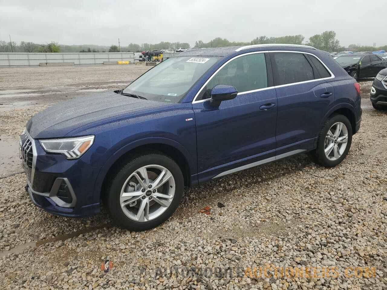 WA1EECF36R1029529 AUDI Q3 2024