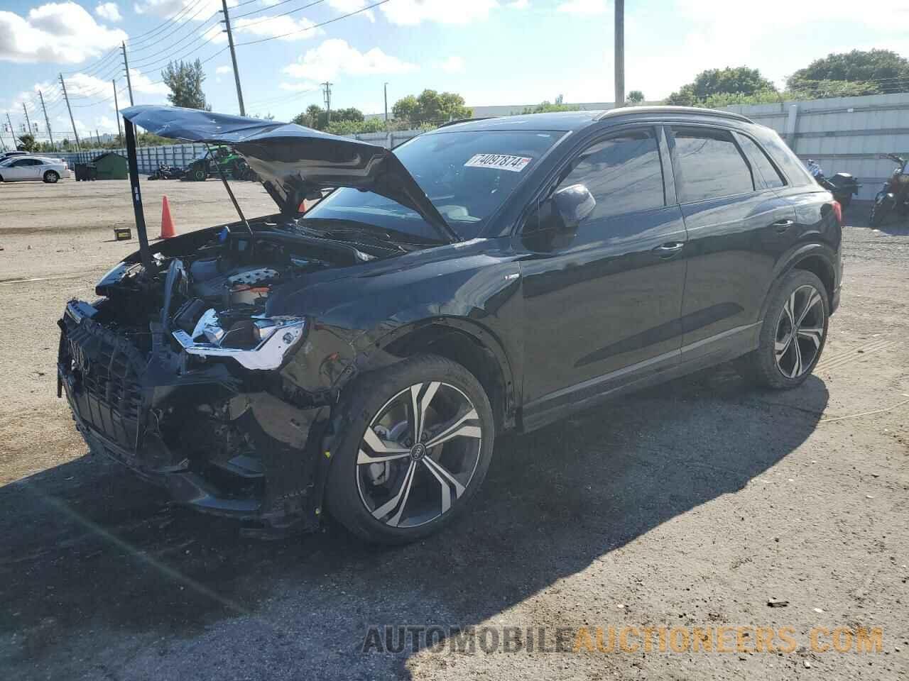 WA1EECF36R1152618 AUDI Q3 2024