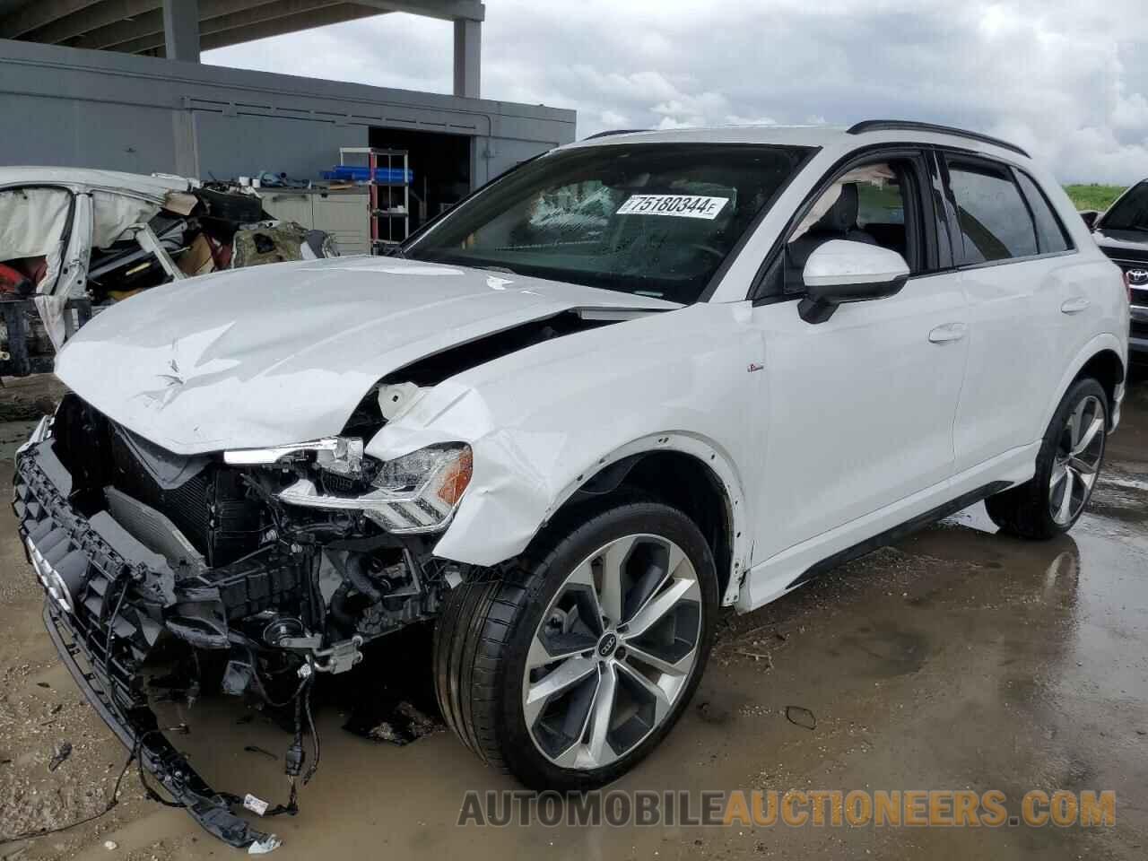 WA1EECF37M1123248 AUDI Q3 2021