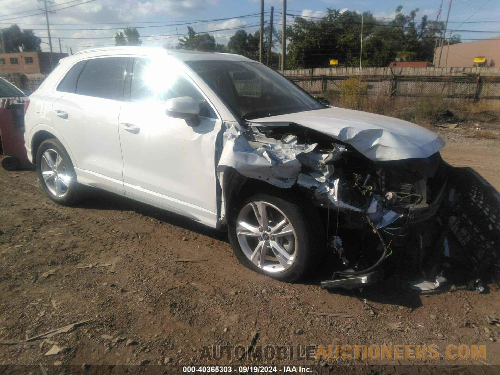 WA1EECF37R1068582 AUDI Q3 2024