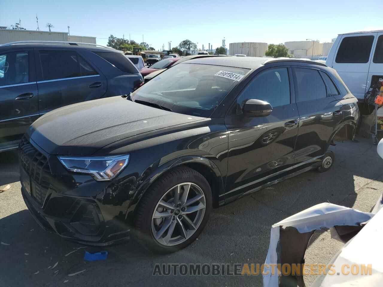 WA1EECF39R1027967 AUDI Q3 2024