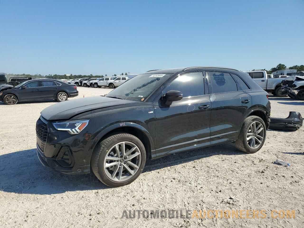 WA1EECF39R1058782 AUDI Q3 2024