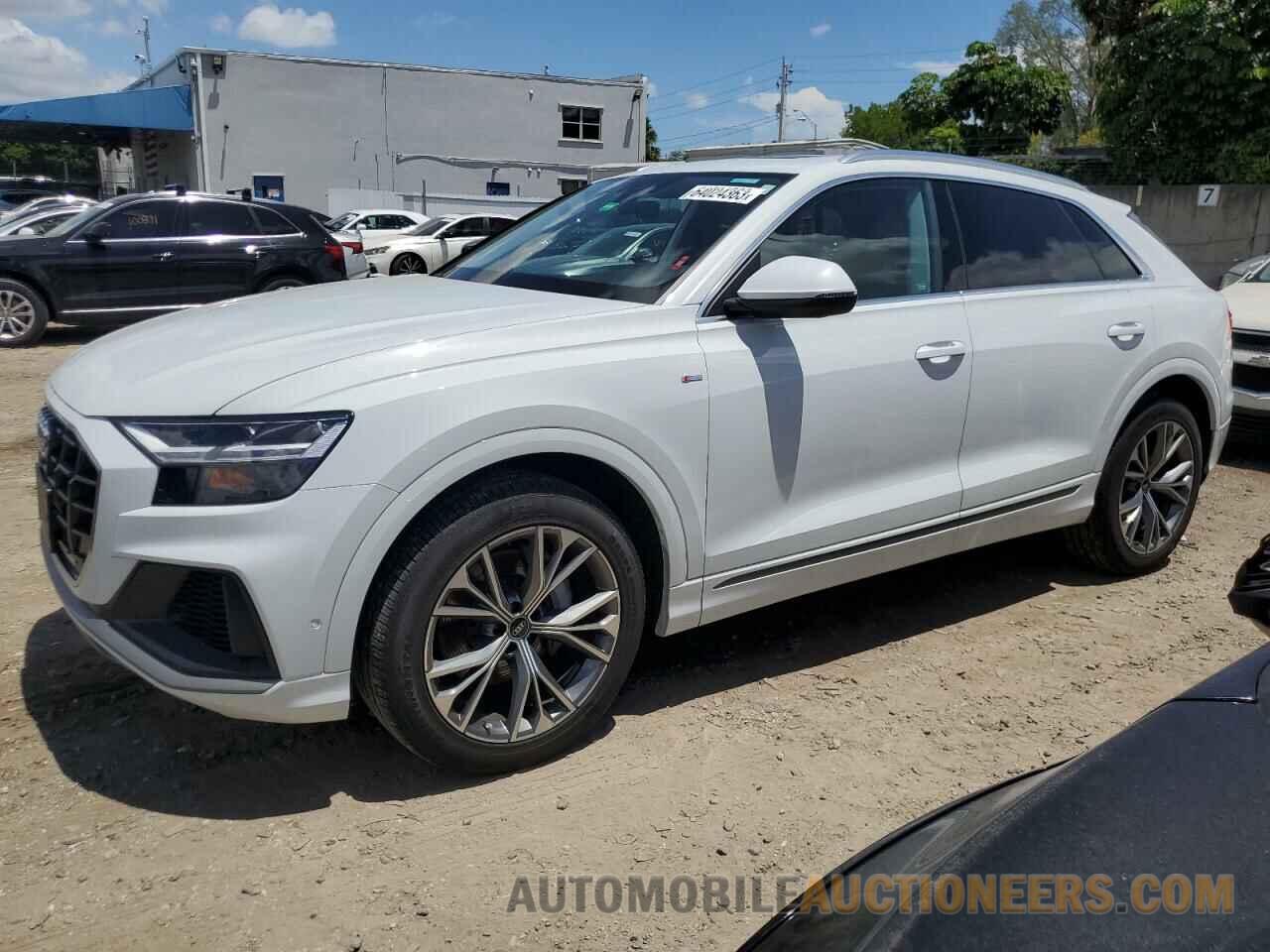 WA1EVAF10MD037524 AUDI Q8 2021