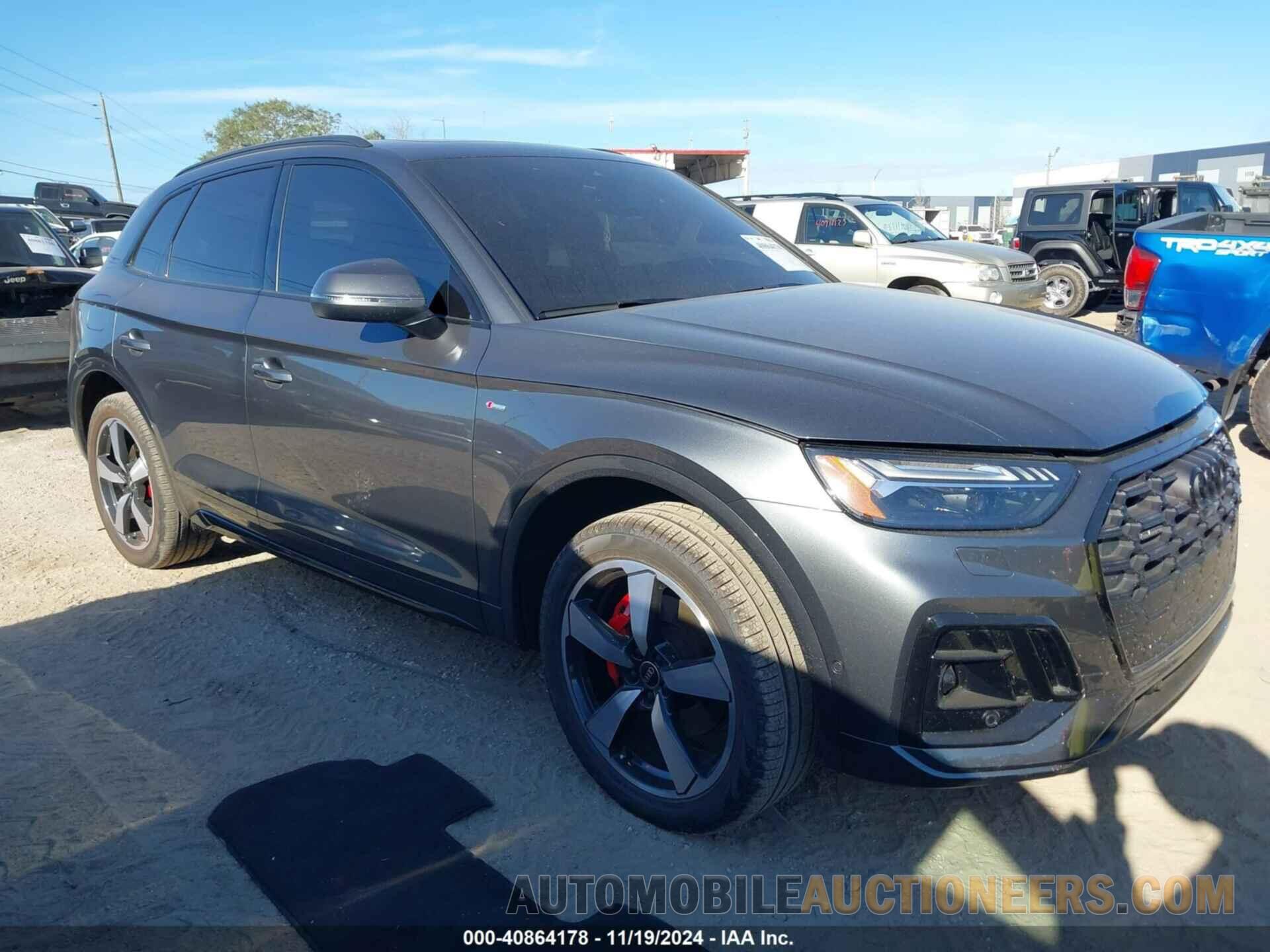 WA1FAAFY5R2112458 AUDI Q5 2024