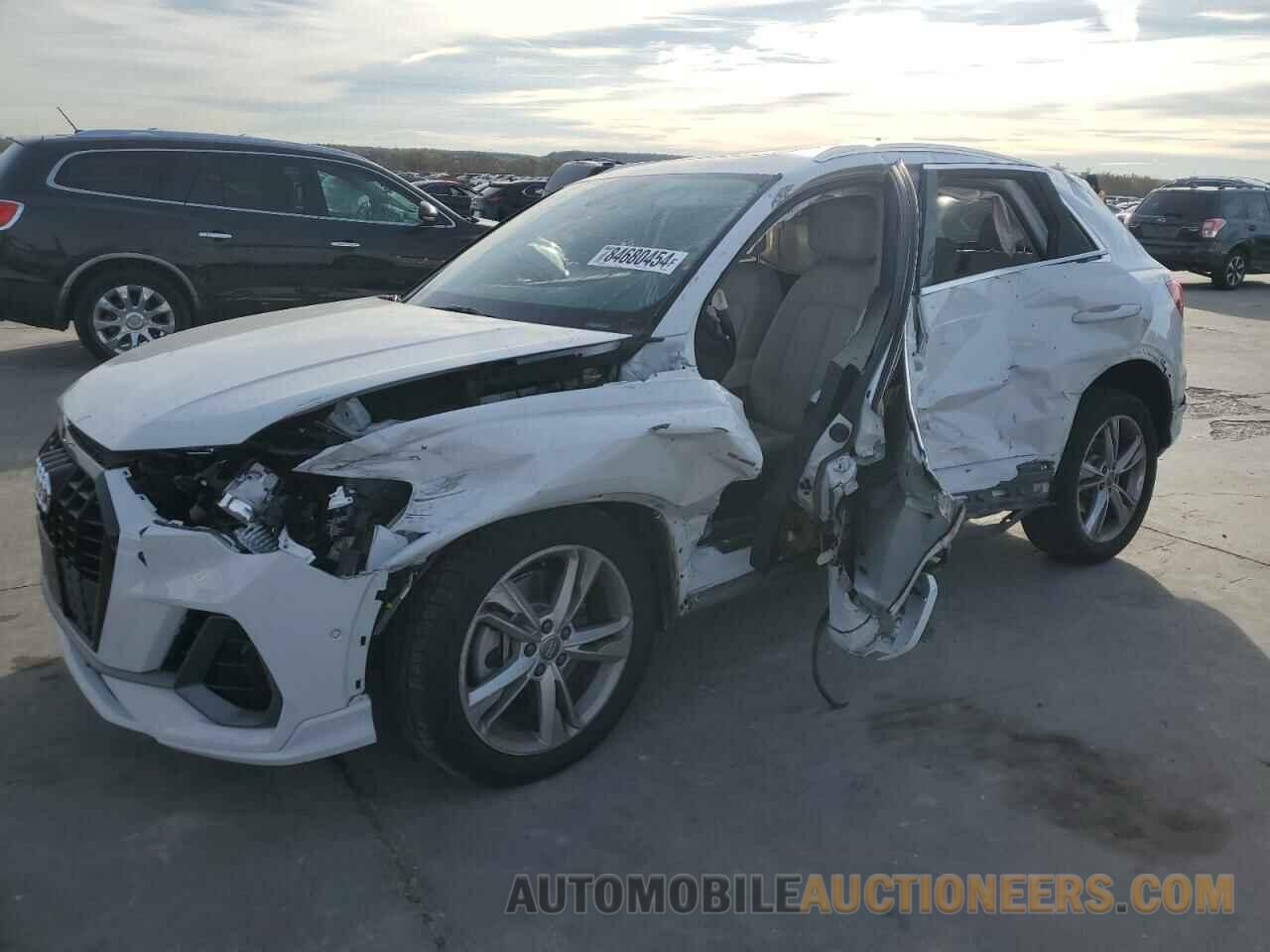 WA1FECF36K1074786 AUDI Q3 2019