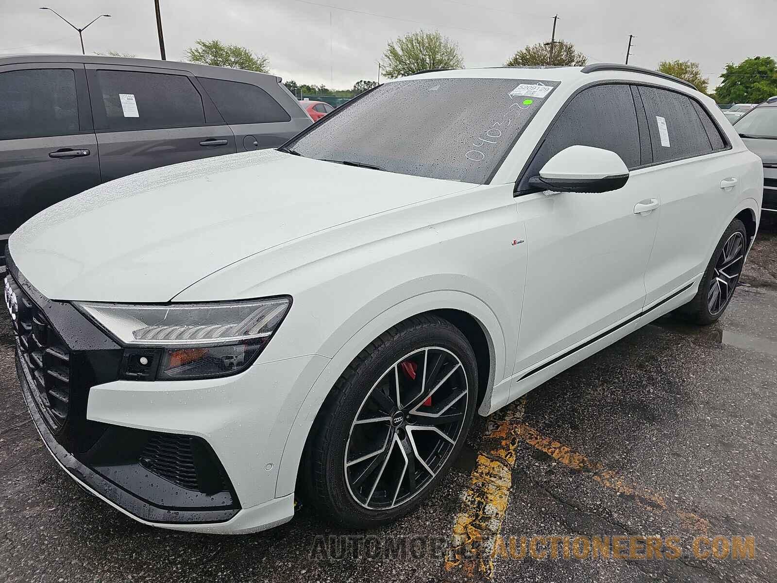 WA1FVAF16KD040302 Audi Q8 2019