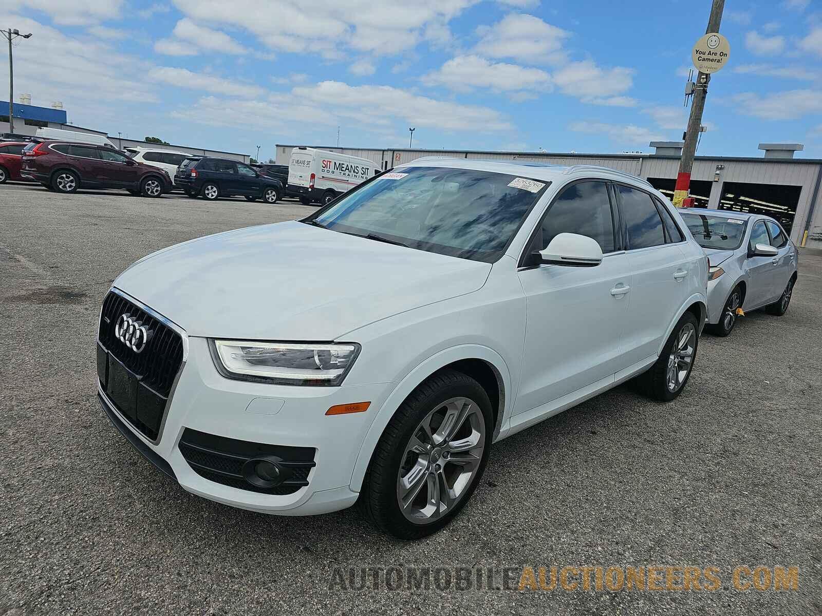 WA1GFCFSXFR014249 Audi Q3 2015