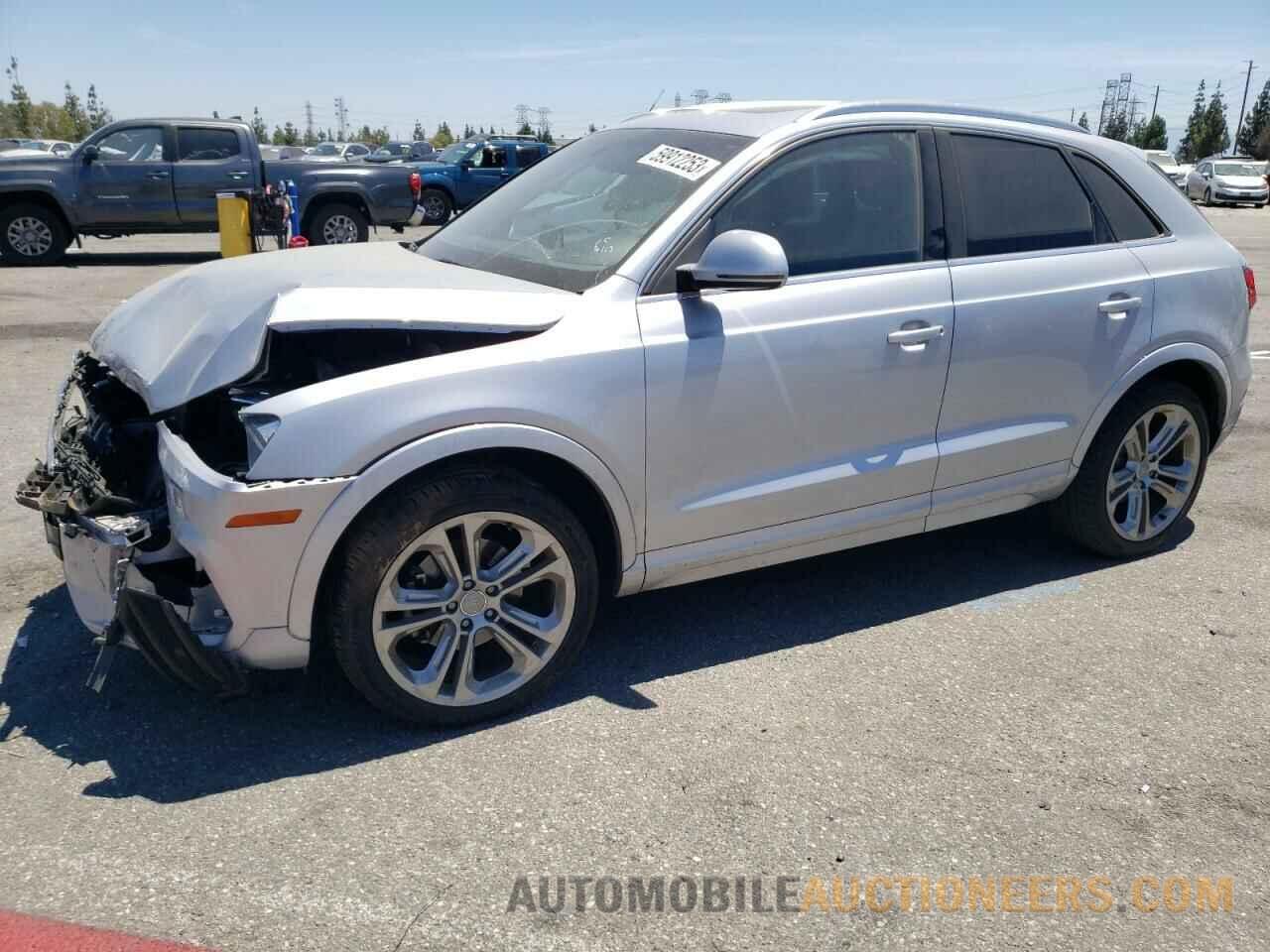 WA1HCCFS1HR014348 AUDI Q3 2017