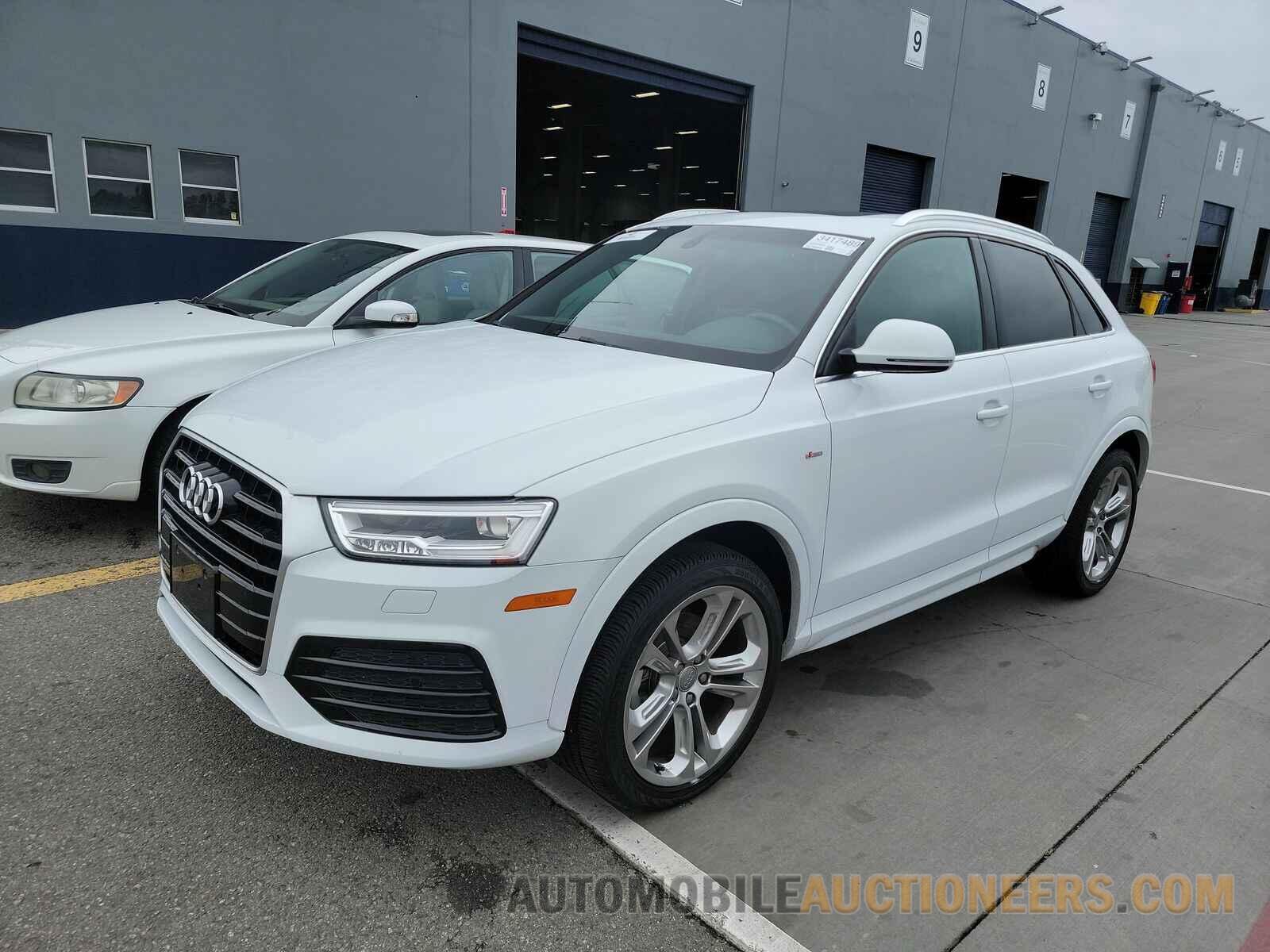 WA1HCCFS3JR006404 Audi Q3 2. 2018