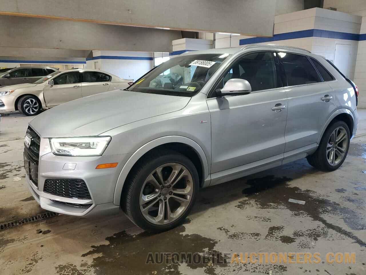 WA1JCCFS1JR030055 AUDI Q3 2018