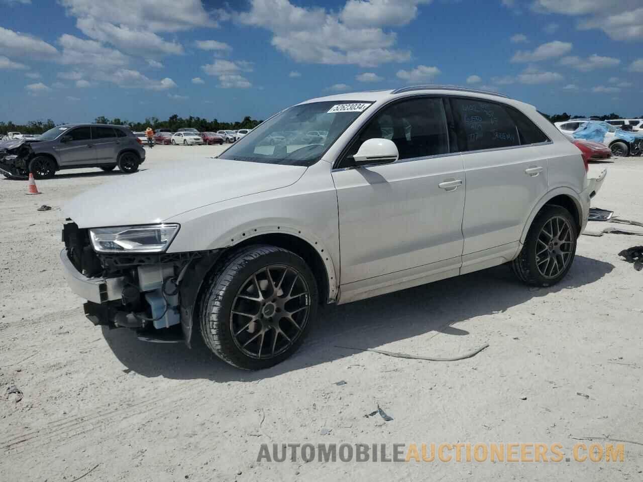 WA1JCCFS2HR010066 AUDI Q3 2017