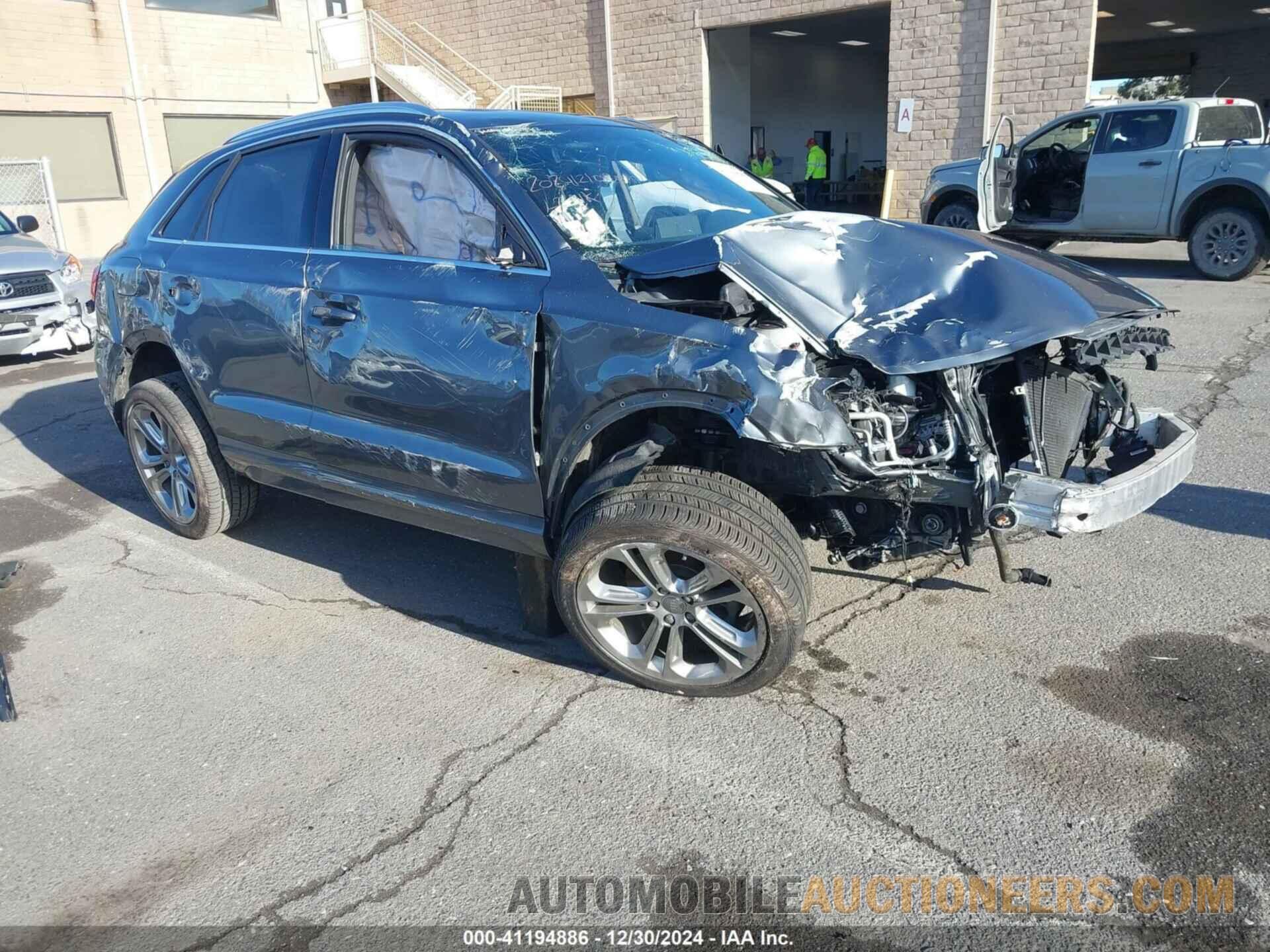 WA1JCCFS4HR012496 AUDI Q3 2017