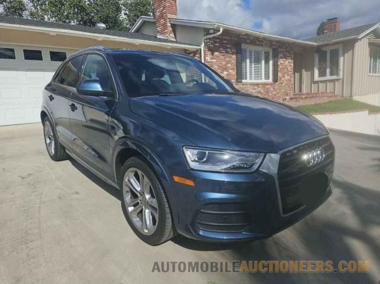 WA1JCCFS5HR010207 AUDI Q3 2017