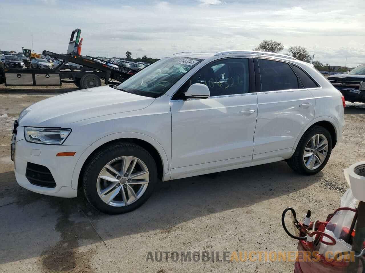 WA1JCCFS6HR006649 AUDI Q3 2017