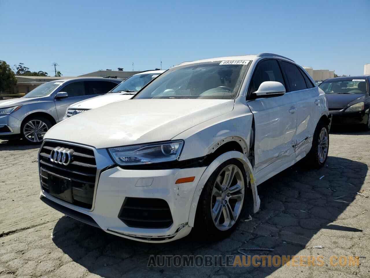 WA1JCCFS6HR008675 AUDI Q3 2017