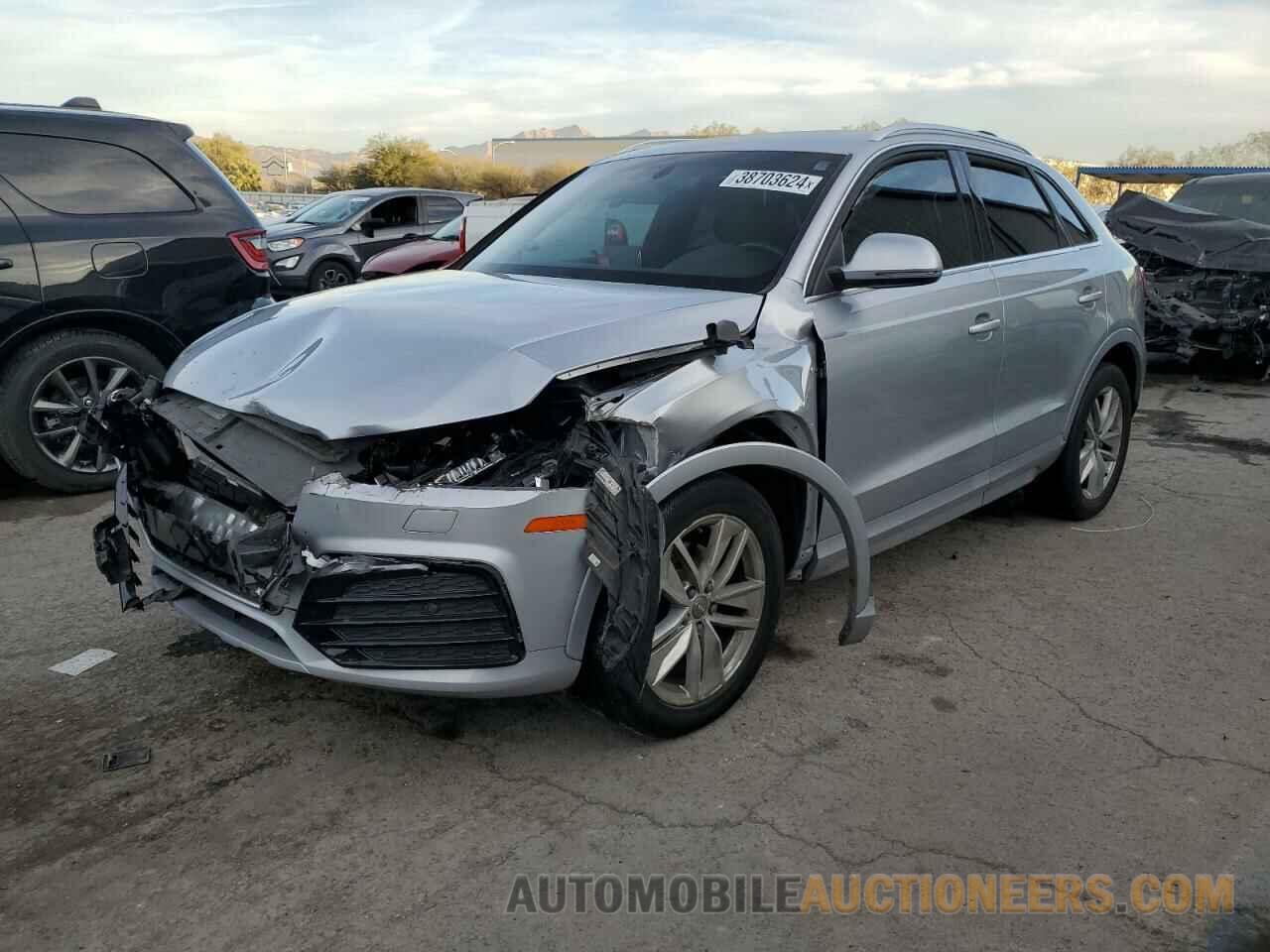 WA1JCCFS6JR020735 AUDI Q3 2018