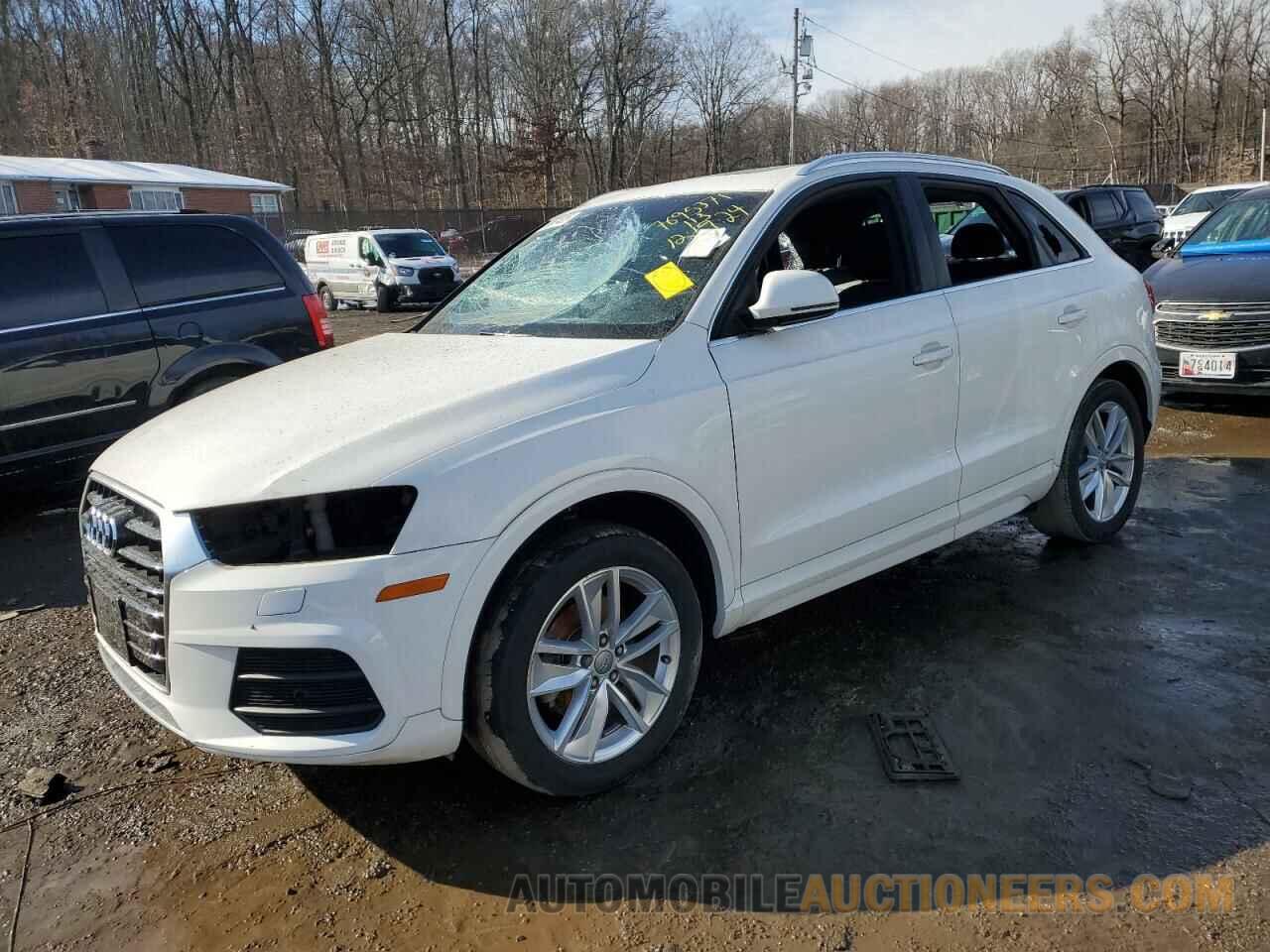 WA1JCCFS8HR006944 AUDI Q3 2017