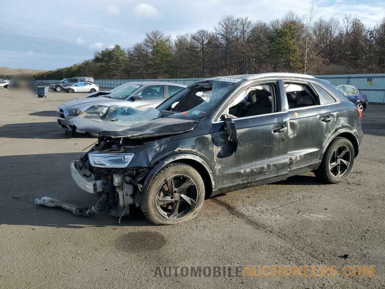 WA1JCCFS8JR000308 AUDI Q3 2018