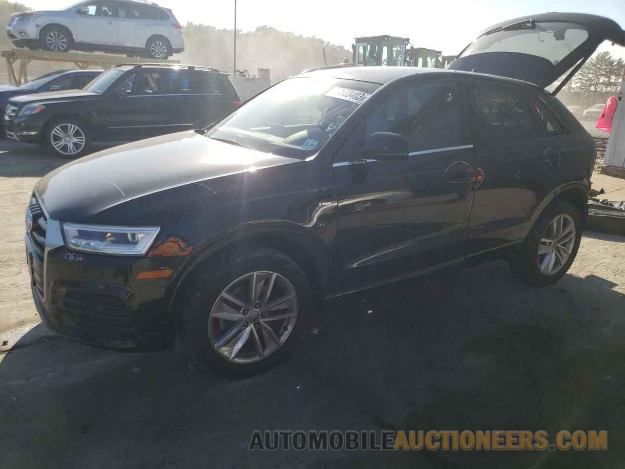 WA1JCCFS9JR035214 AUDI Q3 2018