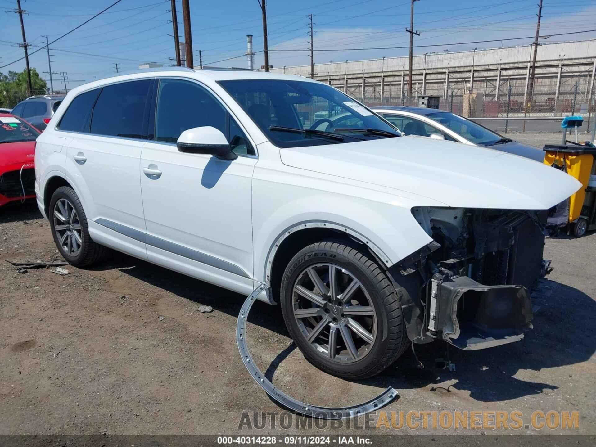 WA1LAAF70KD010831 AUDI Q7 2019