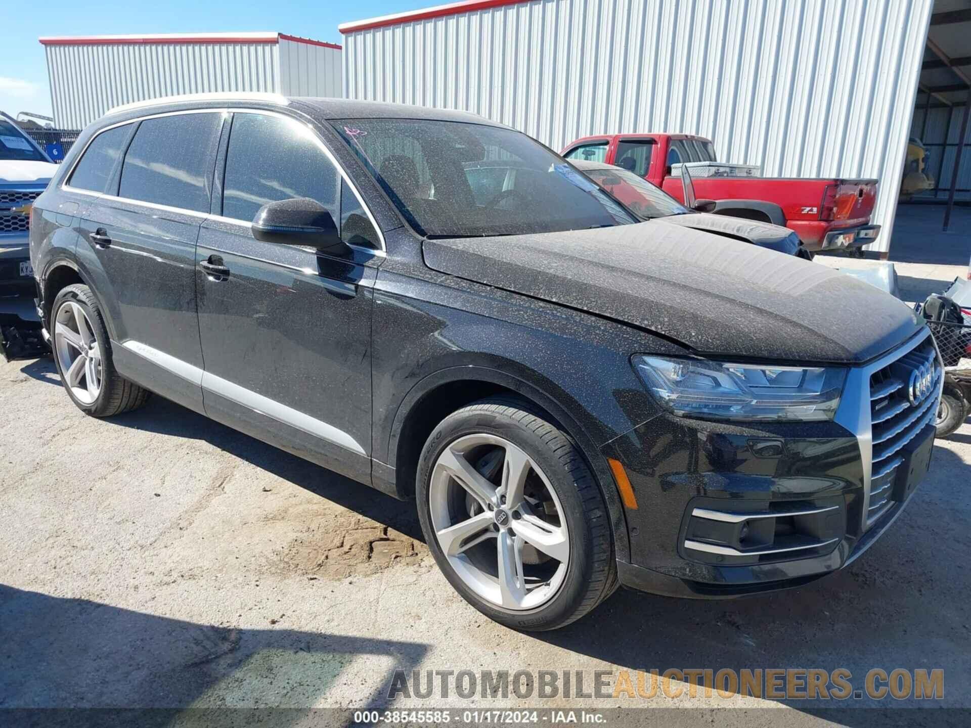 WA1LAAF70KD033686 AUDI Q7 2019