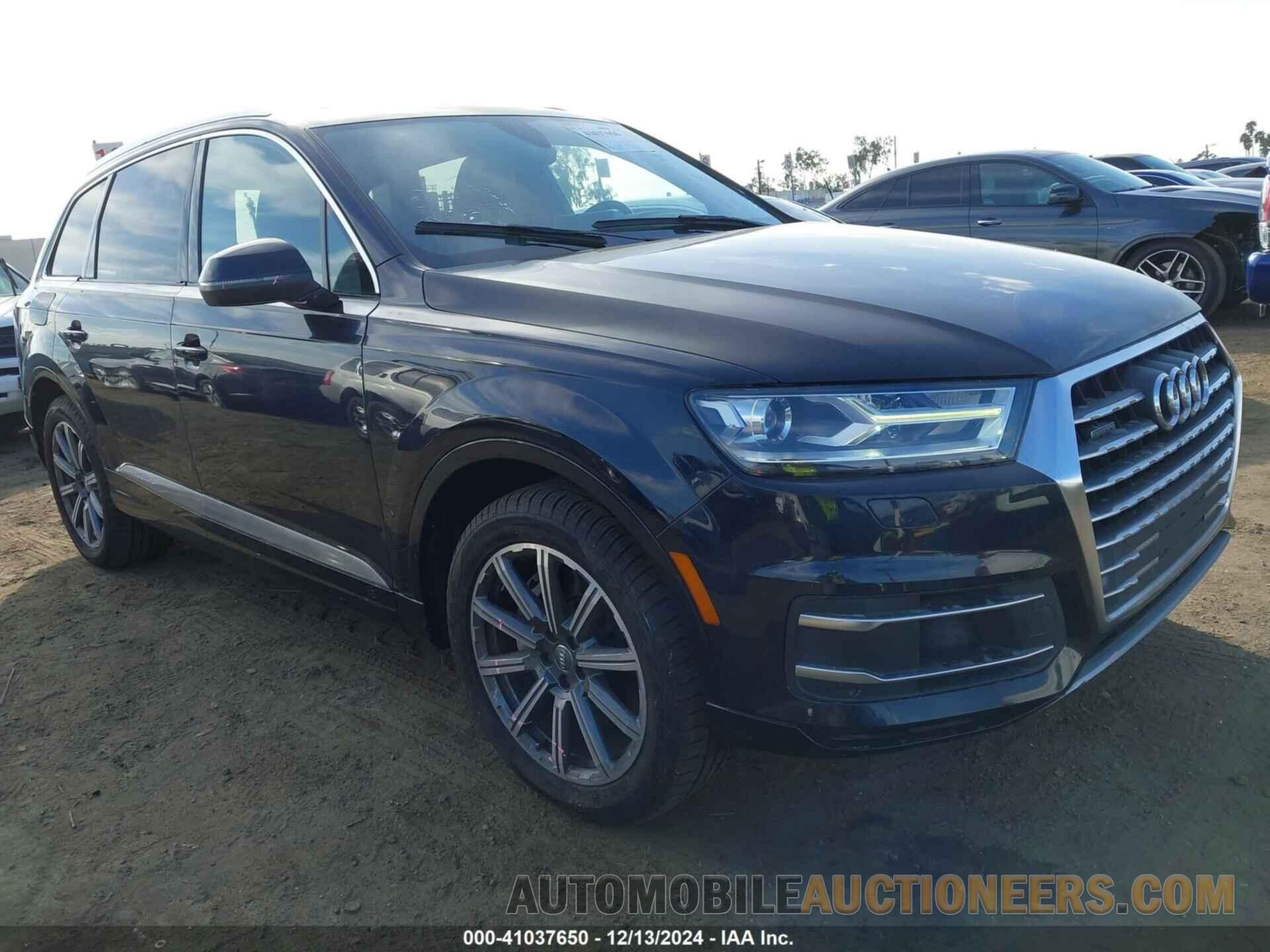 WA1LAAF71HD035620 AUDI Q7 2017