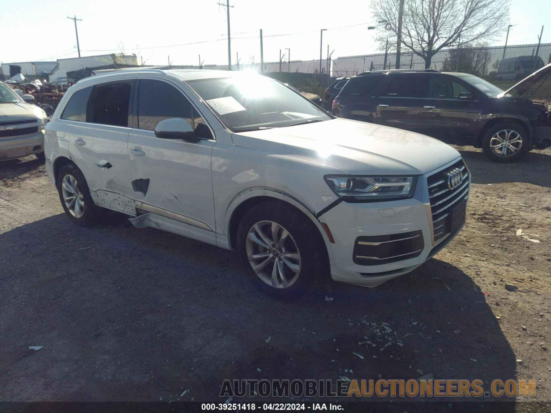 WA1LAAF73HD026529 AUDI Q7 2017