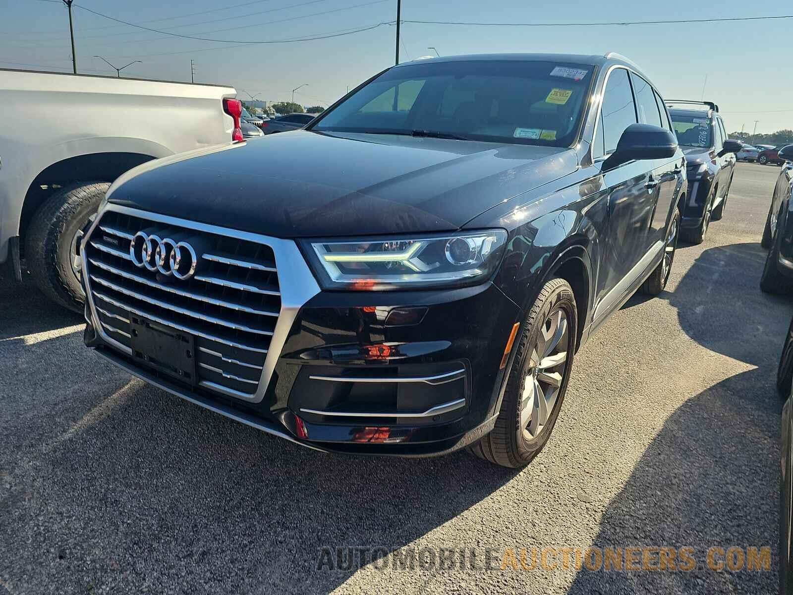 WA1LAAF74HD040567 Audi Q7 2017