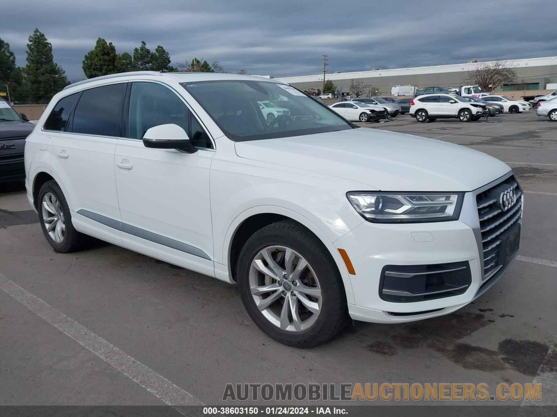 WA1LAAF74HD043811 AUDI Q7 2017