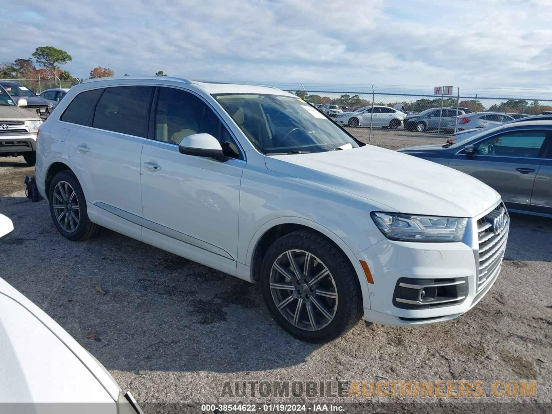 WA1LAAF74KD011755 AUDI Q7 2019