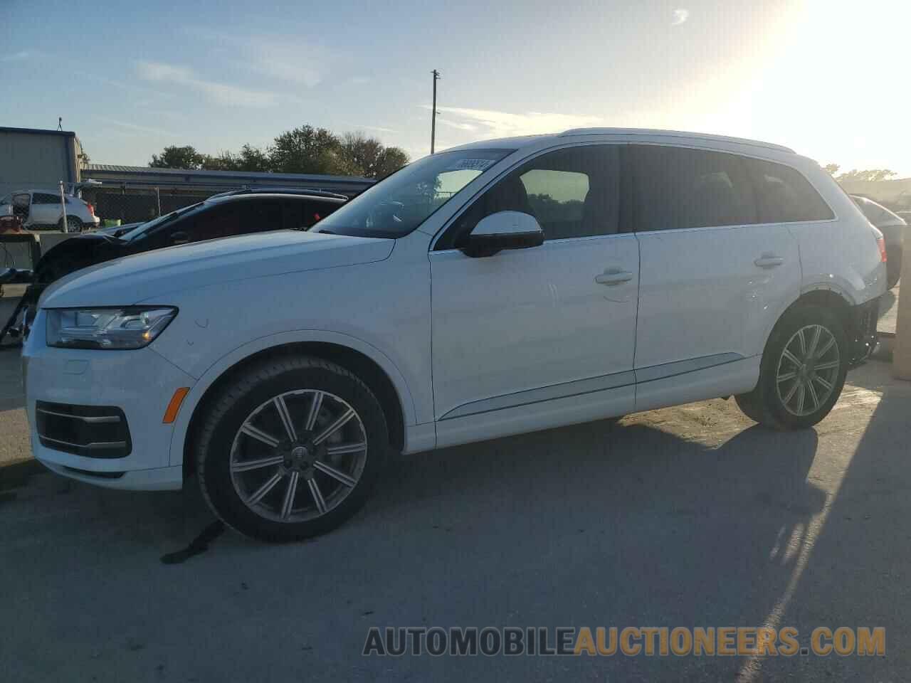 WA1LAAF75KD006001 AUDI Q7 2019