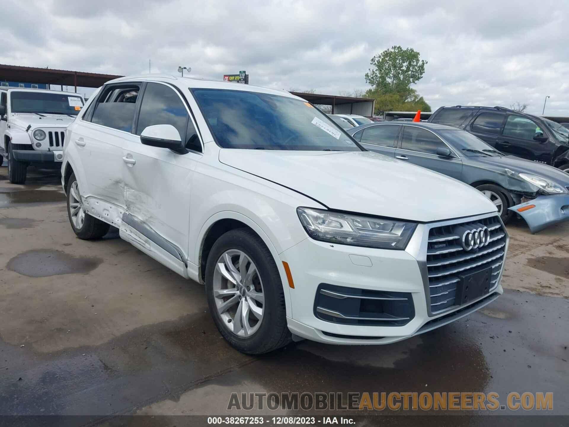 WA1LAAF75KD043744 AUDI Q7 2019