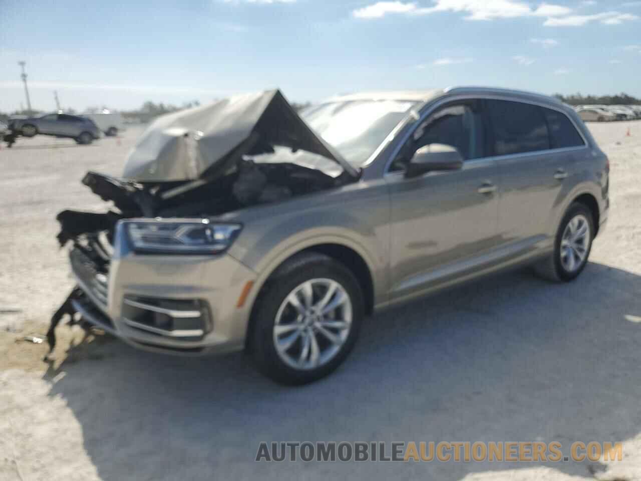 WA1LAAF76HD017596 AUDI Q7 2017