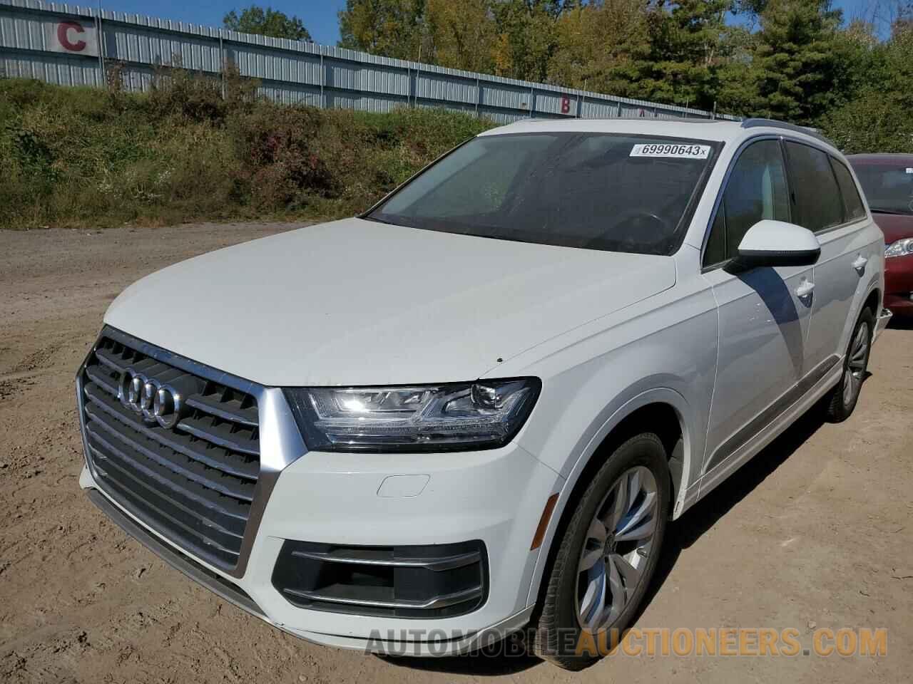 WA1LAAF76KD044417 AUDI Q7 2019