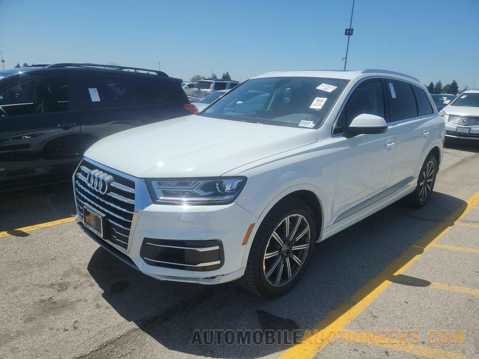 WA1LAAF78HD003988 Audi Q7 2017