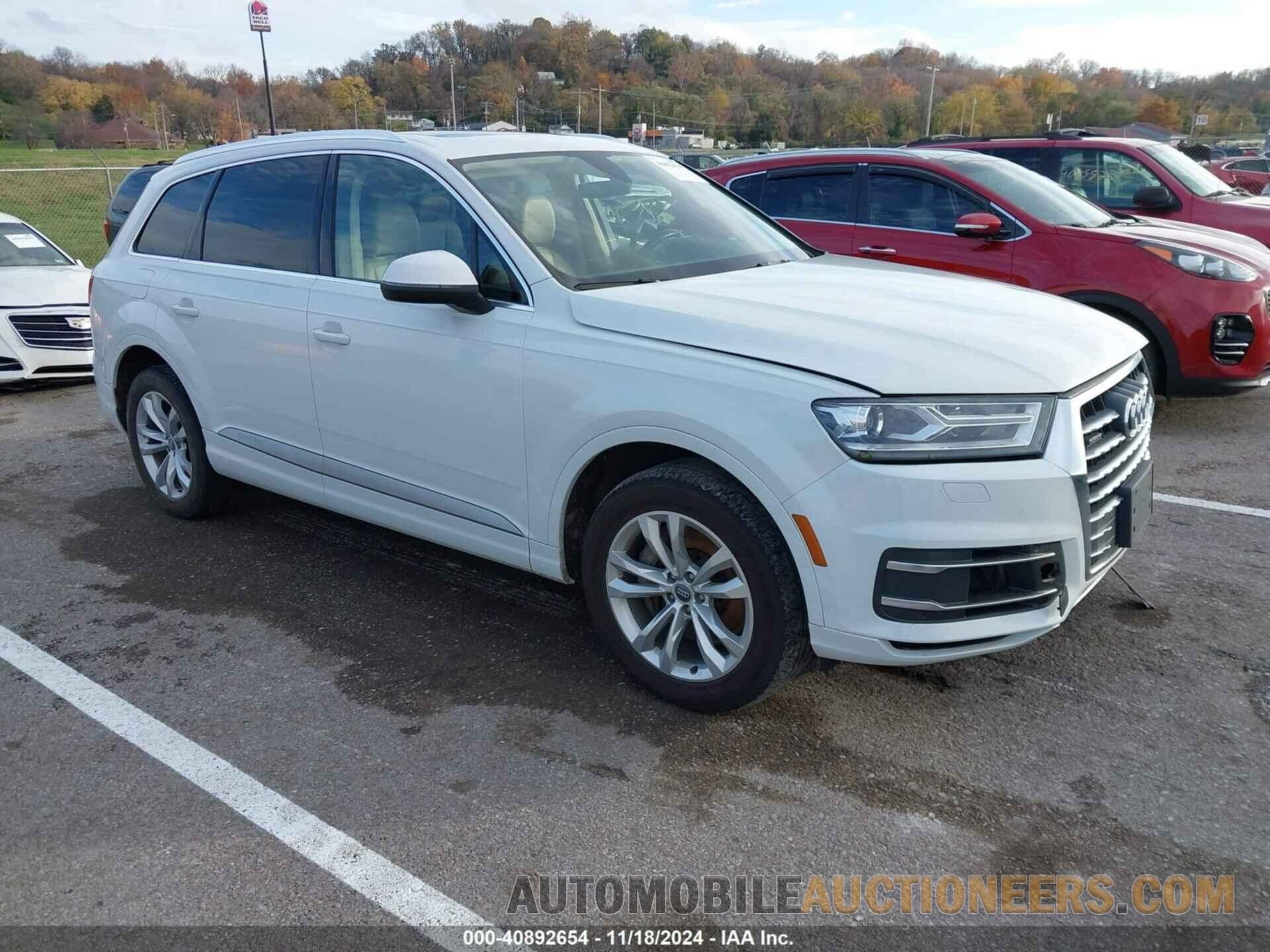 WA1LAAF78HD041060 AUDI Q7 2017