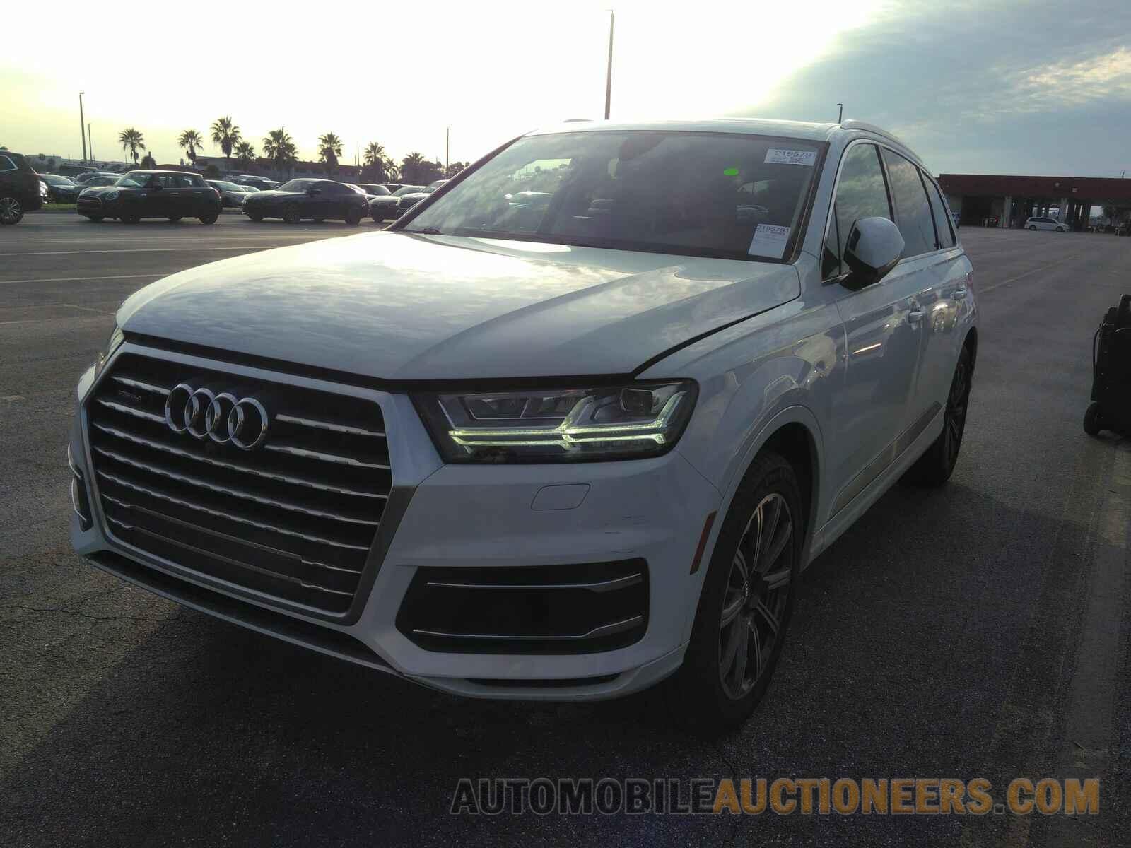 WA1LAAF79HD021142 Audi Q7 2017