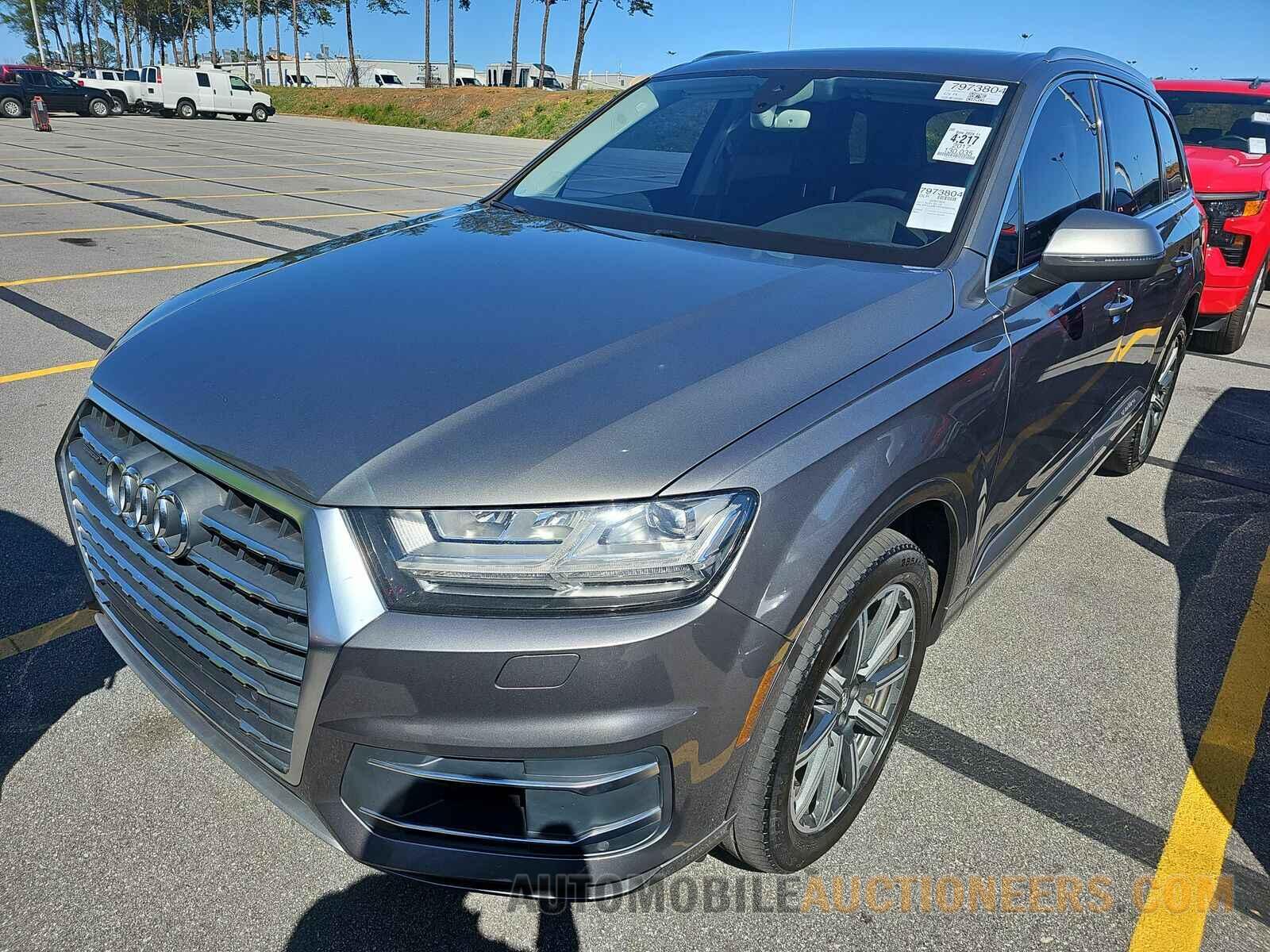 WA1LAAF7XHD002440 Audi Q7 2017