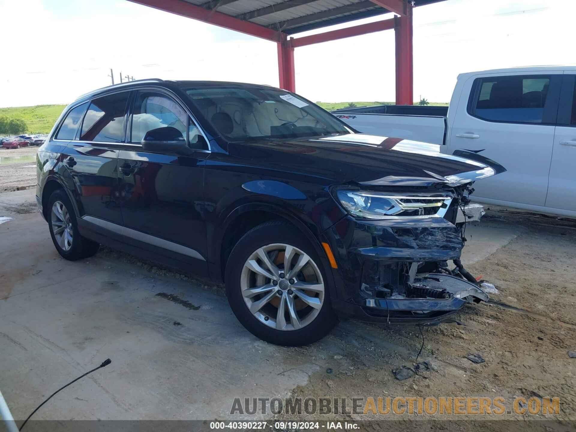 WA1LAAF7XHD027760 AUDI Q7 2017