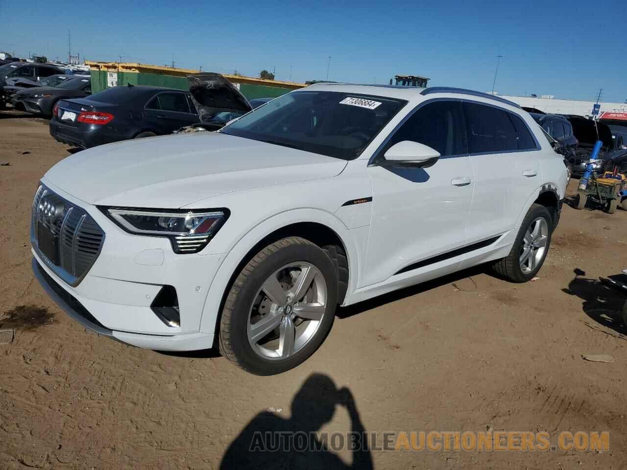 WA1LAAGE0KB021496 AUDI E-TRON 2019