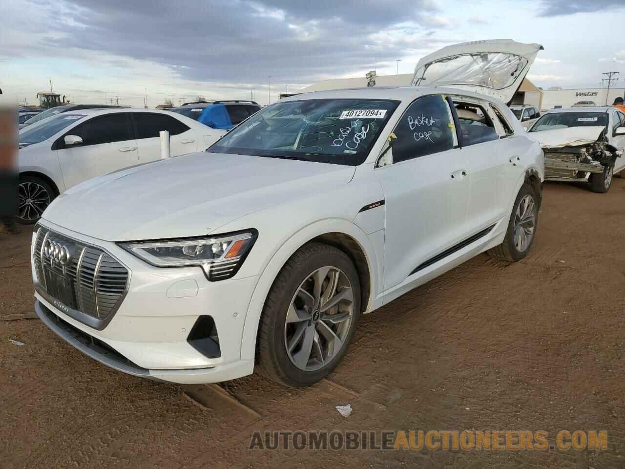 WA1LAAGE1KB021443 AUDI E-TRON 2019