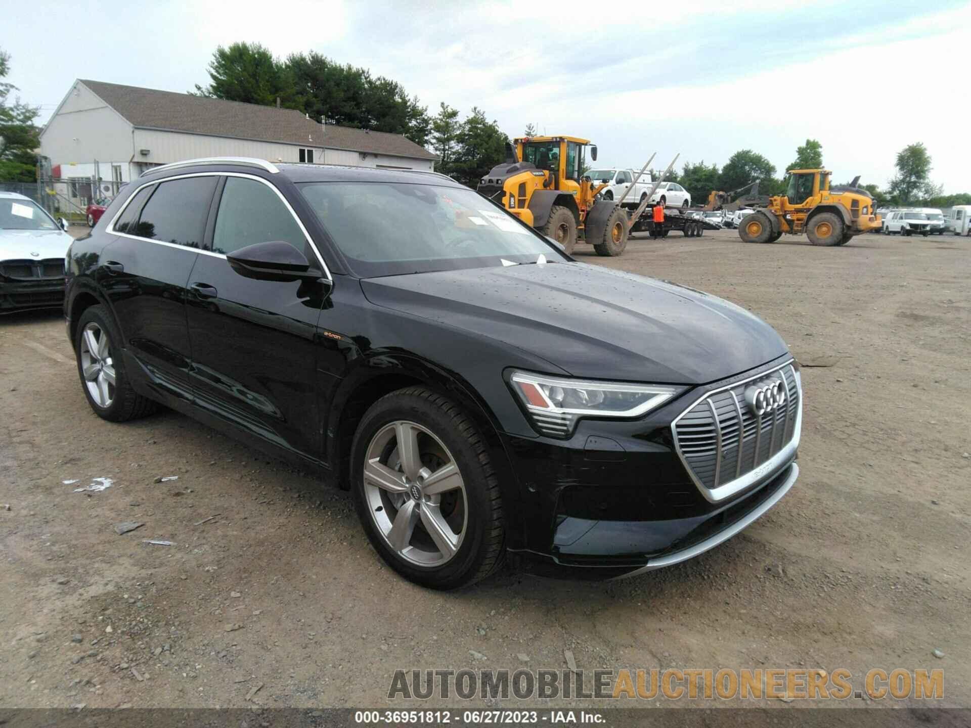 WA1LAAGE6KB013595 AUDI E-TRON 2019