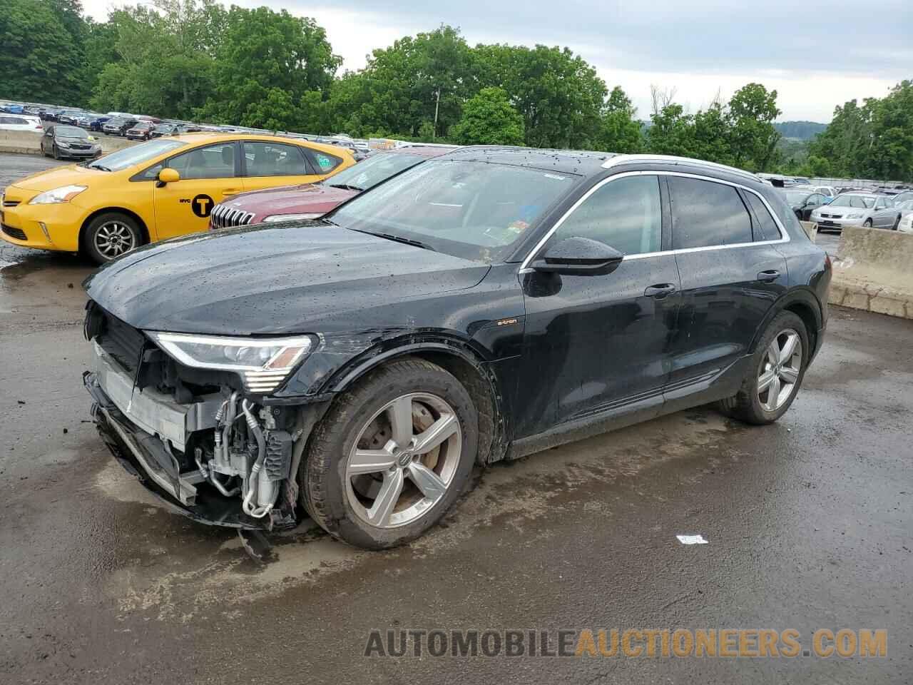 WA1LAAGE6KB024838 AUDI E-TRON 2019