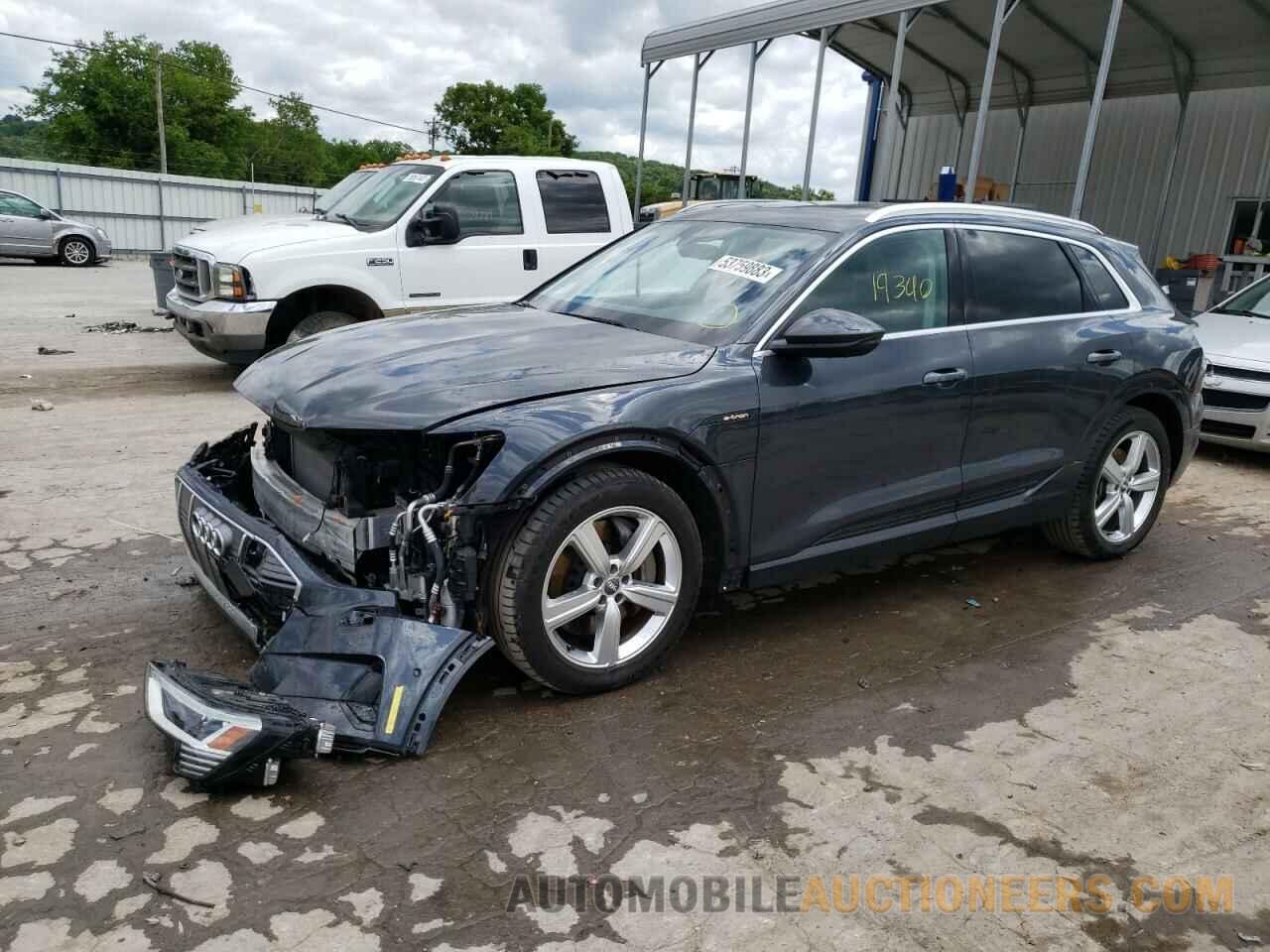 WA1LAAGE7KB024699 AUDI E-TRON 2019