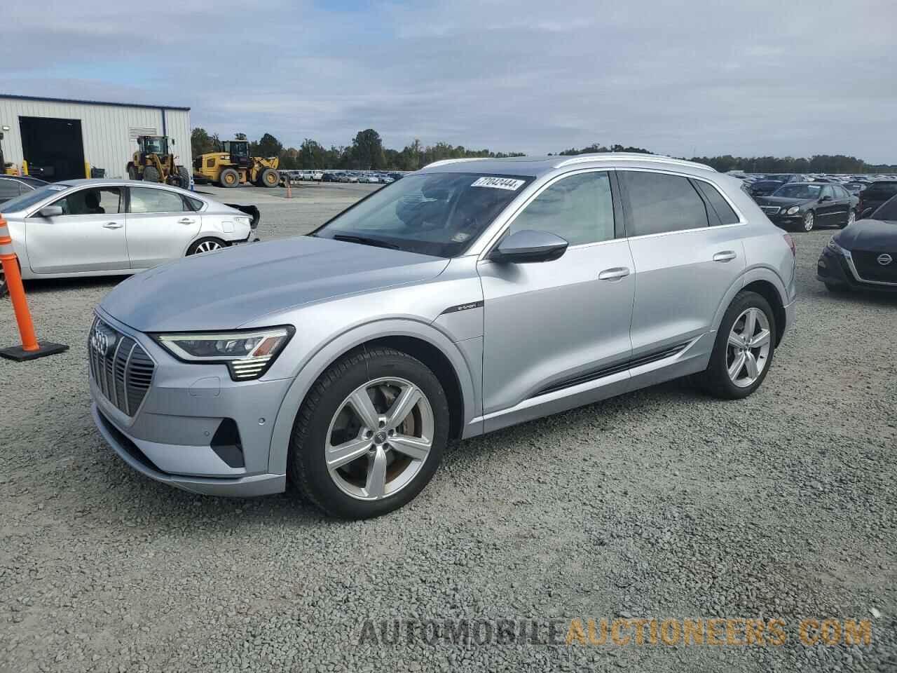 WA1LAAGE8KB010276 AUDI E-TRON 2019